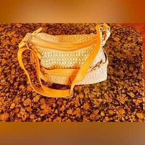 Giani Bernini Tan Crossbody Bag with Silver Accents